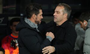 &laquo;Som om de spilte en annen sport enn oss&raquo;: Simeone hyller Barca og Flick
