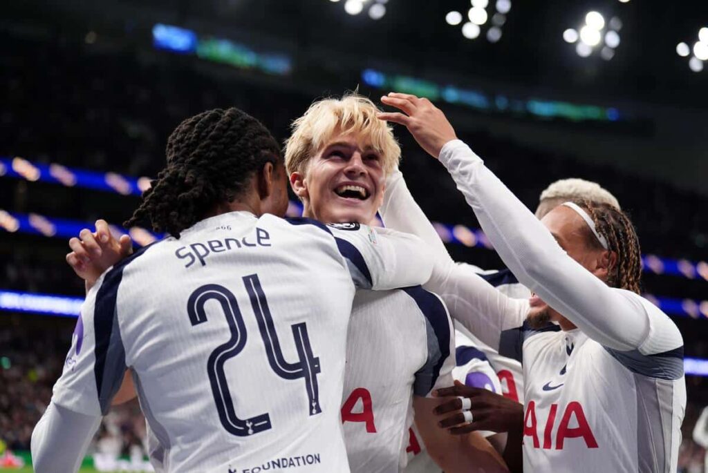 Tottenham avviser tilbudet på 46 millioner pund fra Newcastle for Lucas Bergvall