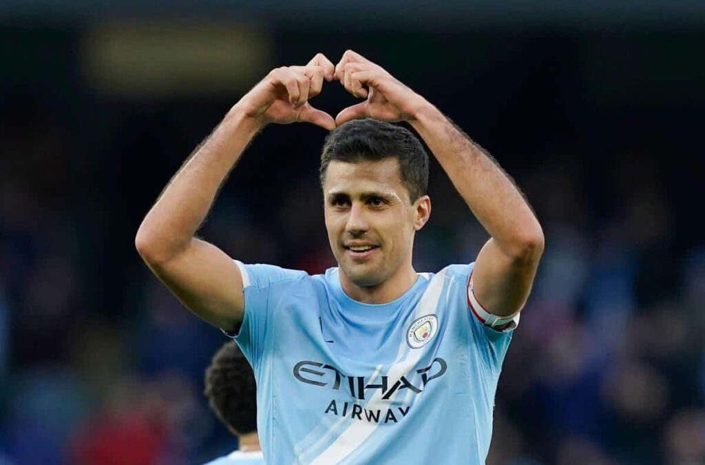 BREAKING: Real Madrid i samtaler med Manchester City om signeringen av Rodri