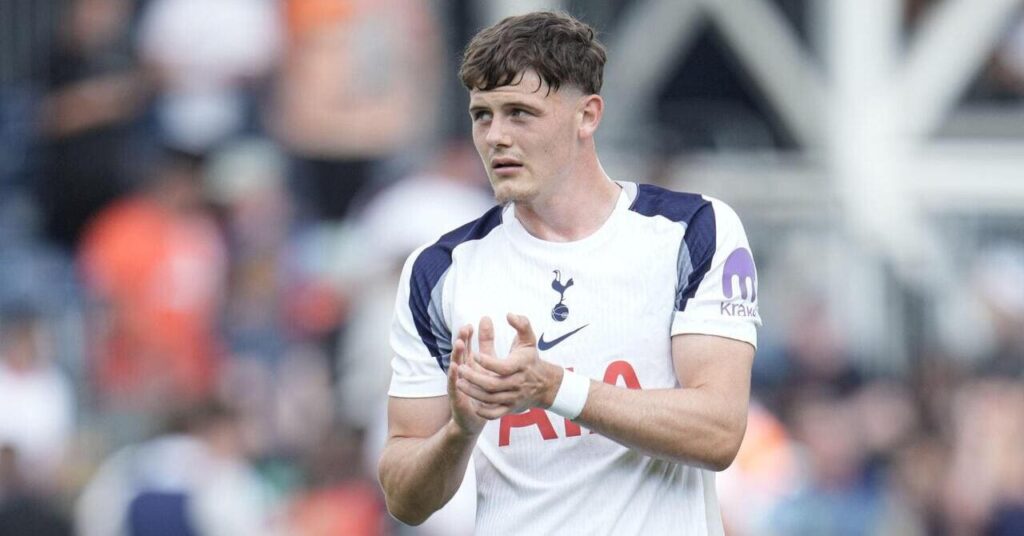 Middlesbrough signerer Spurs-spissen Lankshear i en avtale på 20 millioner pund