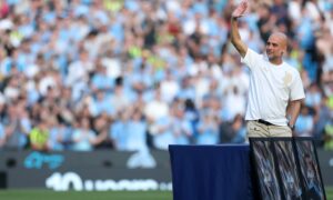 Pep Guardiolas skrivebordslampe og kaffekopp til salgs! Man City skal auksjonere bort eks-treners kontorutstyr etter avgang