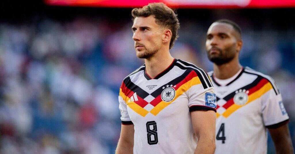 Aston Villa er enige om en avtale om å signere den tyske midtbanespilleren Goretzka