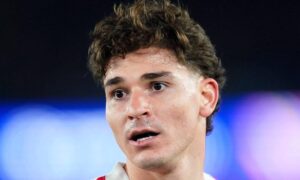 Atletico-styret godkjenner enstemmig beslutningen om ikke å selge Alvarez til Barcelona