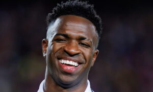BREAKING: Vinicius Junior signerer ny Real Madrid-kontrakt frem til 2032, da La Liga-gigantene kaller Brasil fremfor «en av de viktigste spillerne»