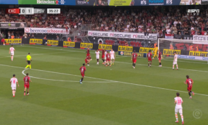 &laquo;Jeg kan forestille meg at PSVs fans er helt lei av den fyren…&raquo;