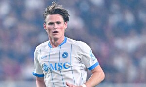 &laquo;Ingen nye samtaler&raquo; – Scott McTominay gir kontraktoppdatering og beroliger fansen over kommende hjerteprosedyre