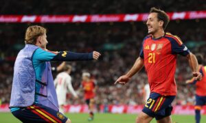 Mikel Oyarzabal knuser Englands hjerter igjen da Harry Kane bommer på en bisarr dobbel-touch-straff