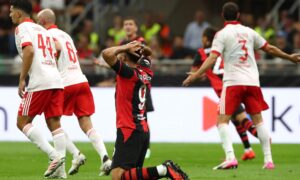 På video: Benfica overvelder Milan med en bøyle på San Siro, og antenner Rossoneris europeiske krise