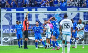 Video: En dyrebar gave til Al-Nassr: Neom overvelder Al-Hilal med et historisk nederlag