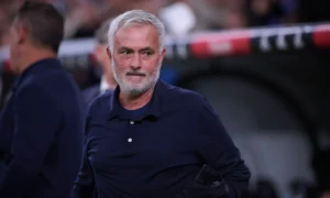 Mourinho etter Sevillas firemålstak: Vi nyter ikke sjelefreden til andre trenere!