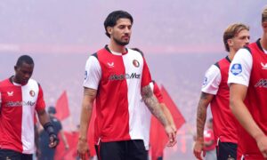 Feyenoord se spiller som sist spilte på 12. april tilbake